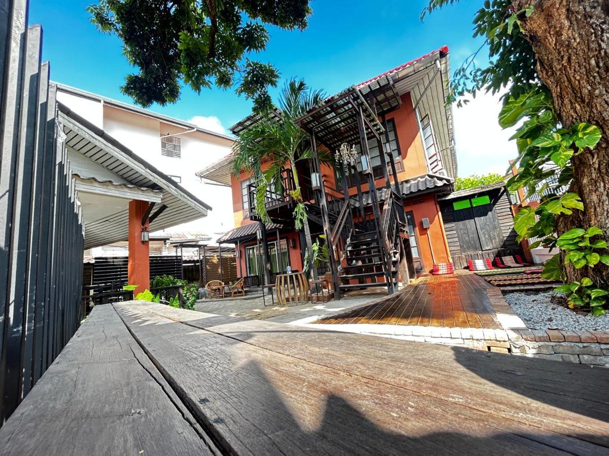 Villa'S Homestay Chiang Mai Dış mekan fotoğraf